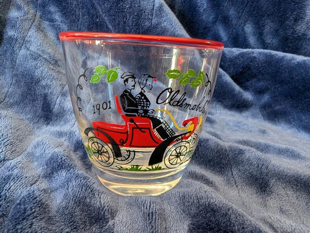 Vintage Libbey Drinking Glass 1901 Oldsmobile Car
