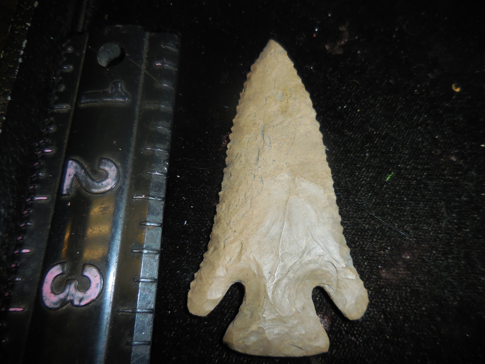 BEVELED LOST LAKE POINT–CLASSIC FORM AND FLAKING