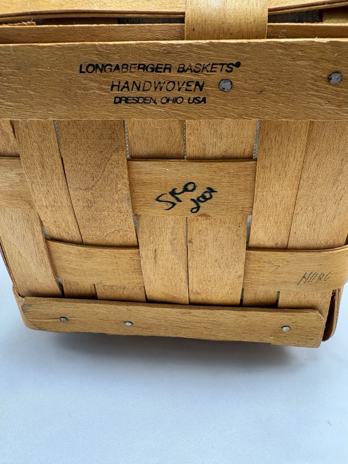 Longaberger Tissue Basket Holder WoodCrafts Lid Handwoven 2001 USA