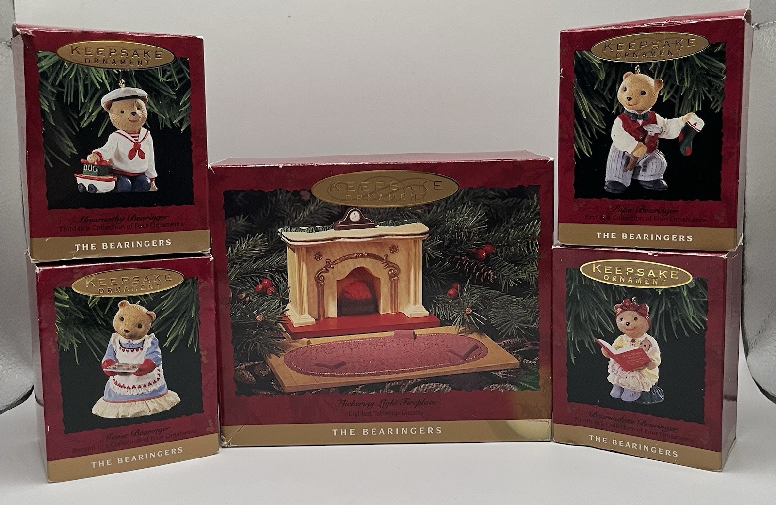 1993 Hallmark The Bearingers Bear Family Ornaments & Fireplace Display Set