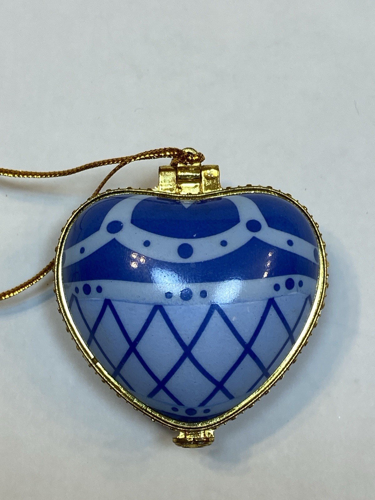 Heart Shaped Christmas Ornament Blue Trinket Box Shape Peace Gold Heart Holiday