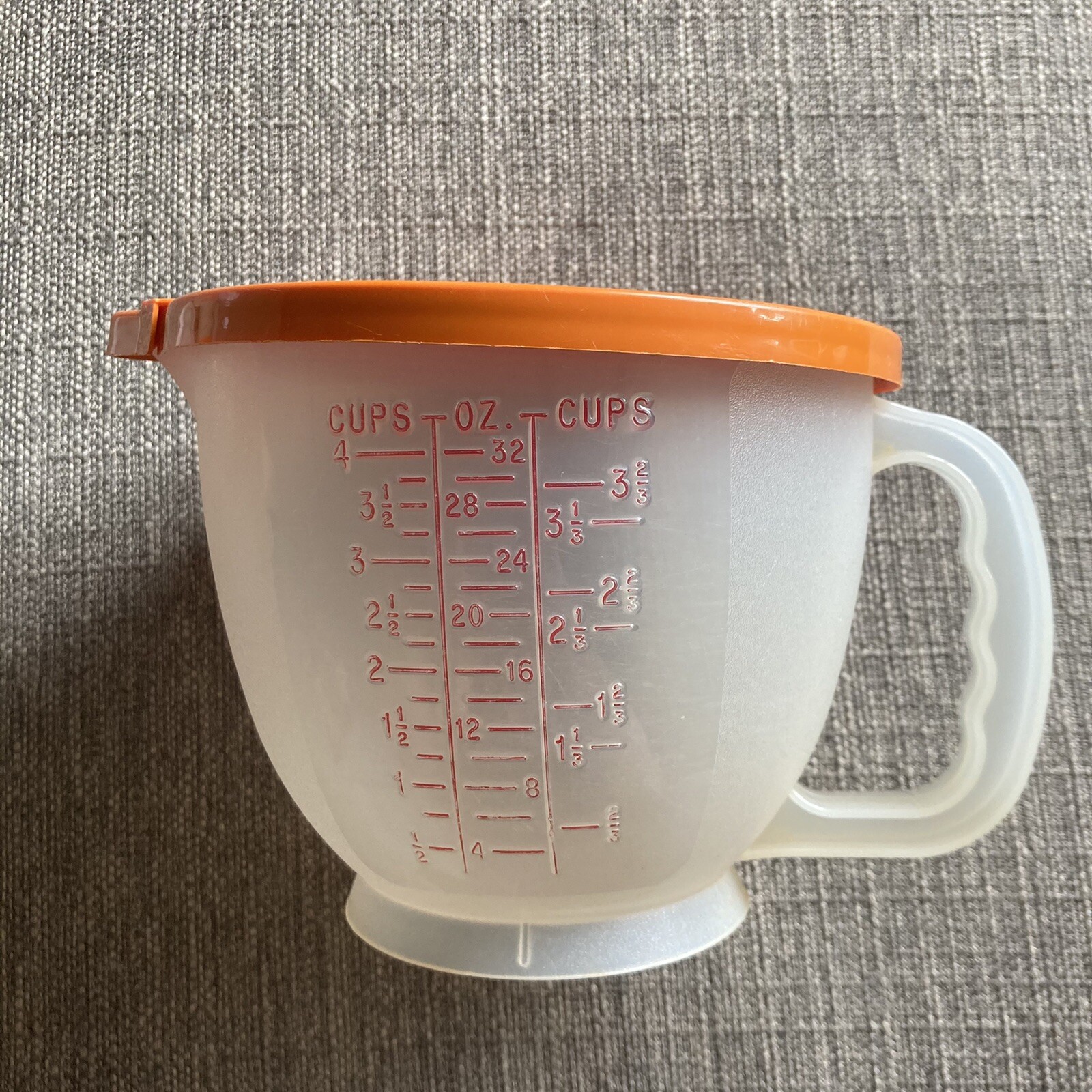 Tupperware #1288-6 Mix N Store 4-Cup Measuring Pitcher w/ 697-14 & 1289-3 Orange