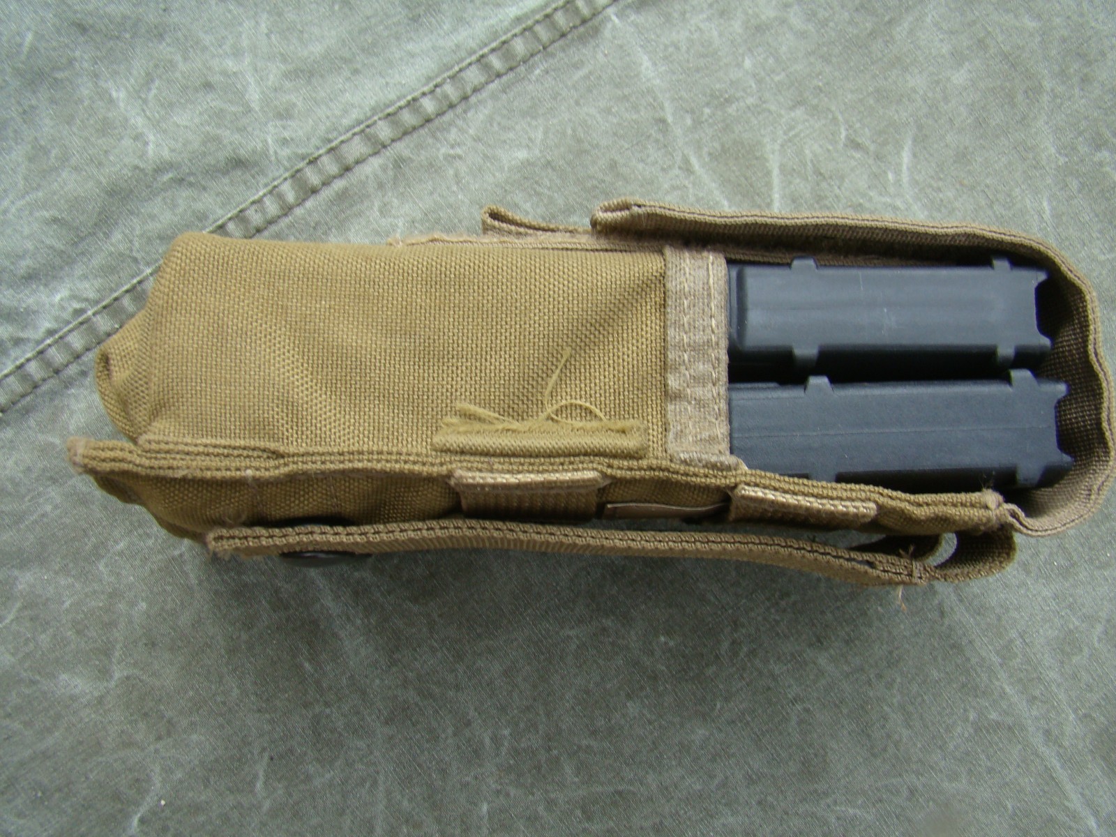 USMC Coyote MOLLE II Single/Double Mag Pouch VG w/ removed elastic straps