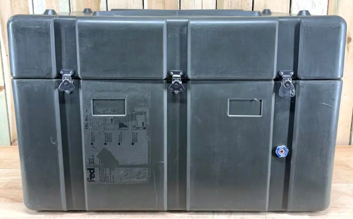 Pelican Hardigg Footlocker Green Transport Case 31″X21″X21″ Military Waterproof