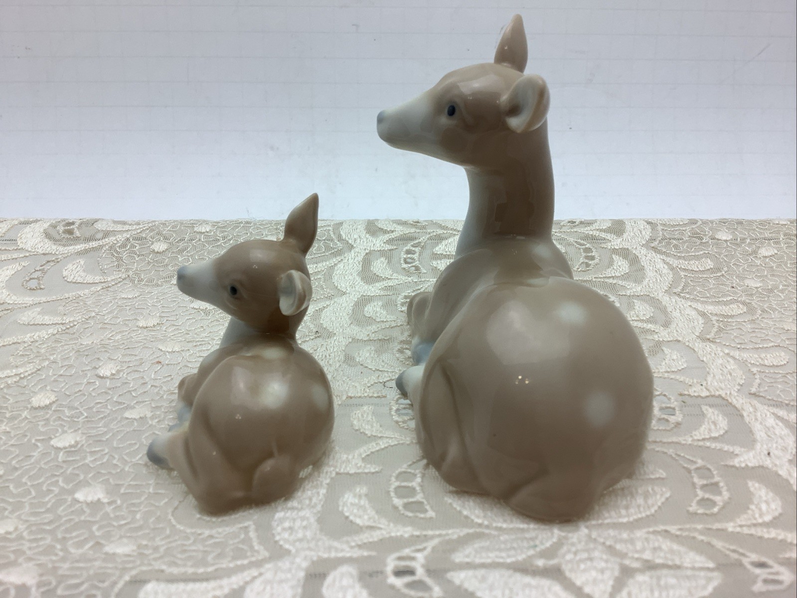 Vintage Ceramic Deer Doe and Fawn Figurines Set of 2 Otagiri Japan