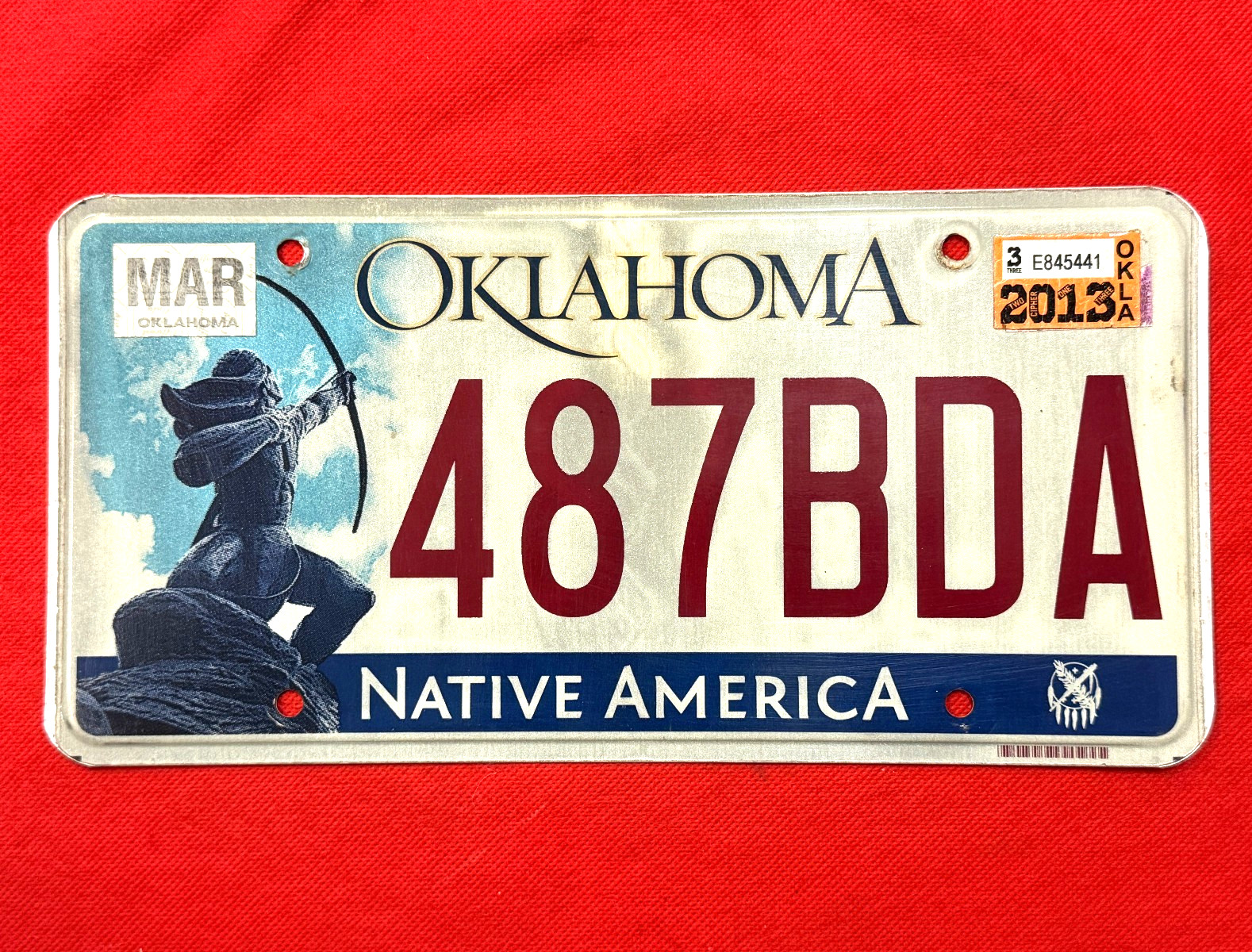 2013 Oklahoma License Plate 487BDA …… Archer / Collect / Specialty