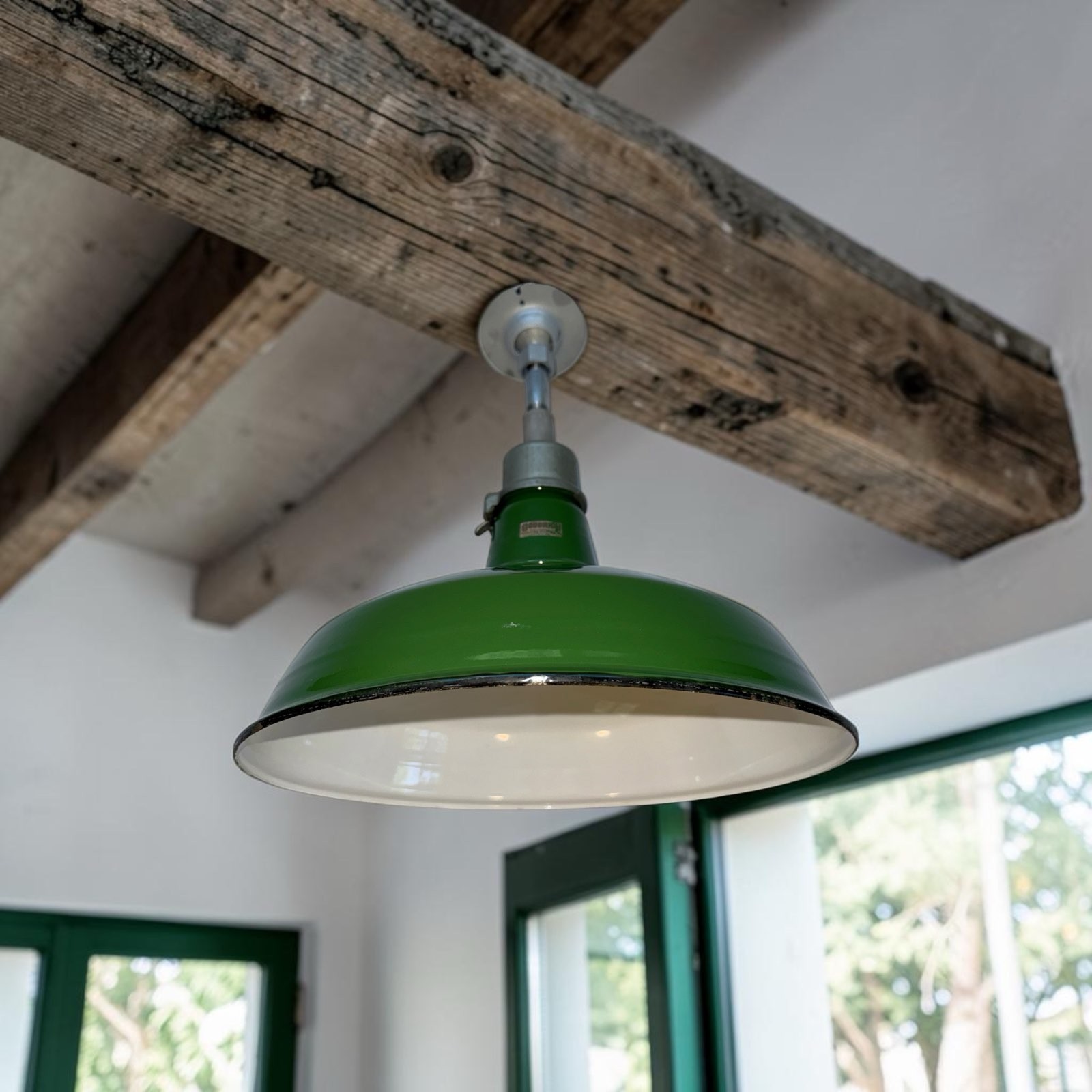 ONE 40s Appleton 16″ Porcelain Industrial Green Barn Light Vintage Gas Station A