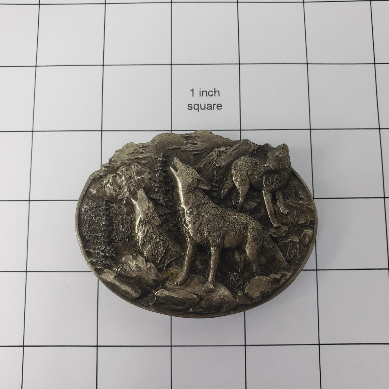 American Timber Wolf Buckle 1981 Siskiyou Vintage Buckle Brass NEW 3.0 x 2.50 in