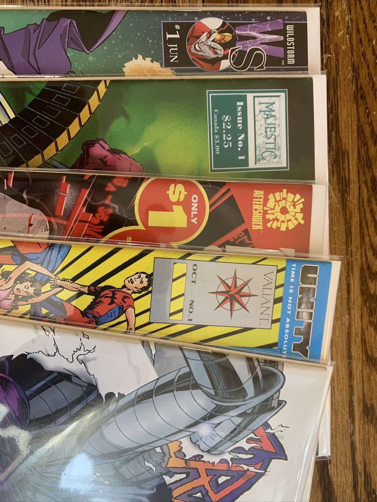 INDIE comic book lot of (5) Majestic,windstorm,valiant,aftershock