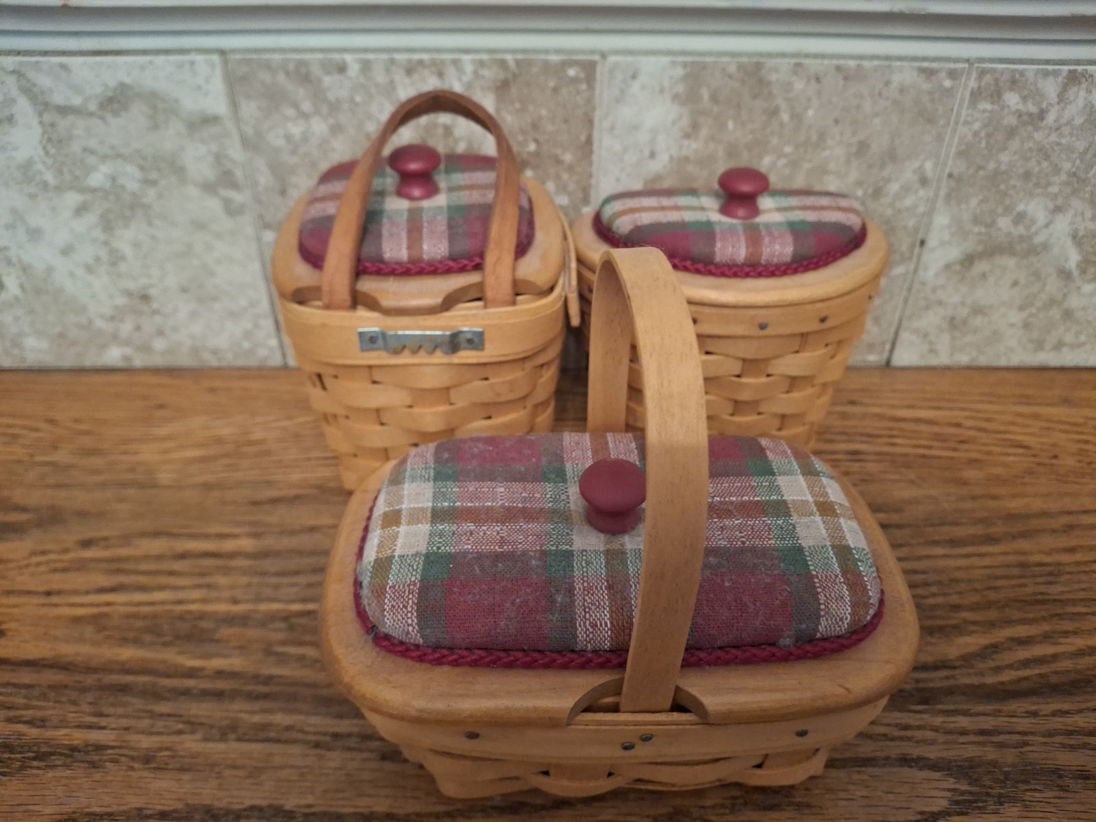 3 Longaberger Baskets Parsley, Oregano,Chive, Wall /Plaid EZ Tuck Custom Lids
