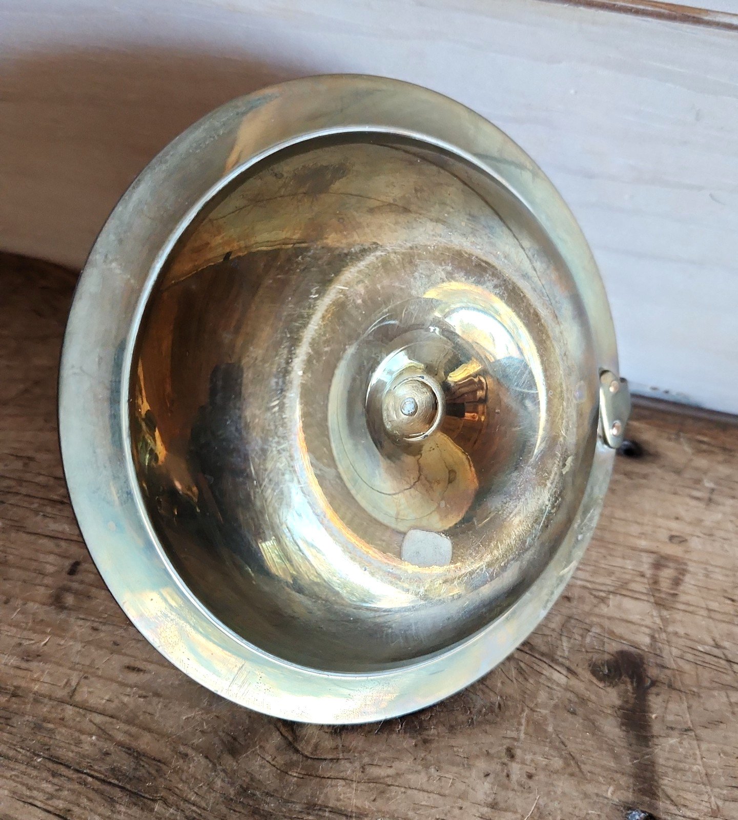 Brass Chamber Candlestick Holders Finger Loop Round 6″ Diameter India Pair