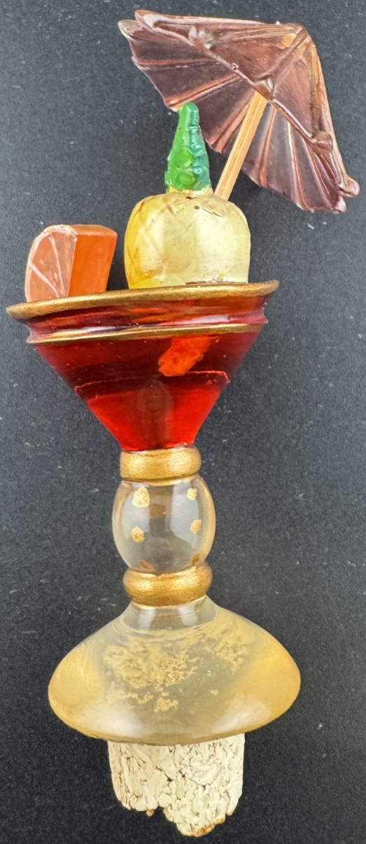 Plastic & Glass Martini‑Style Bottle Stopper – Cork Needs Replacement