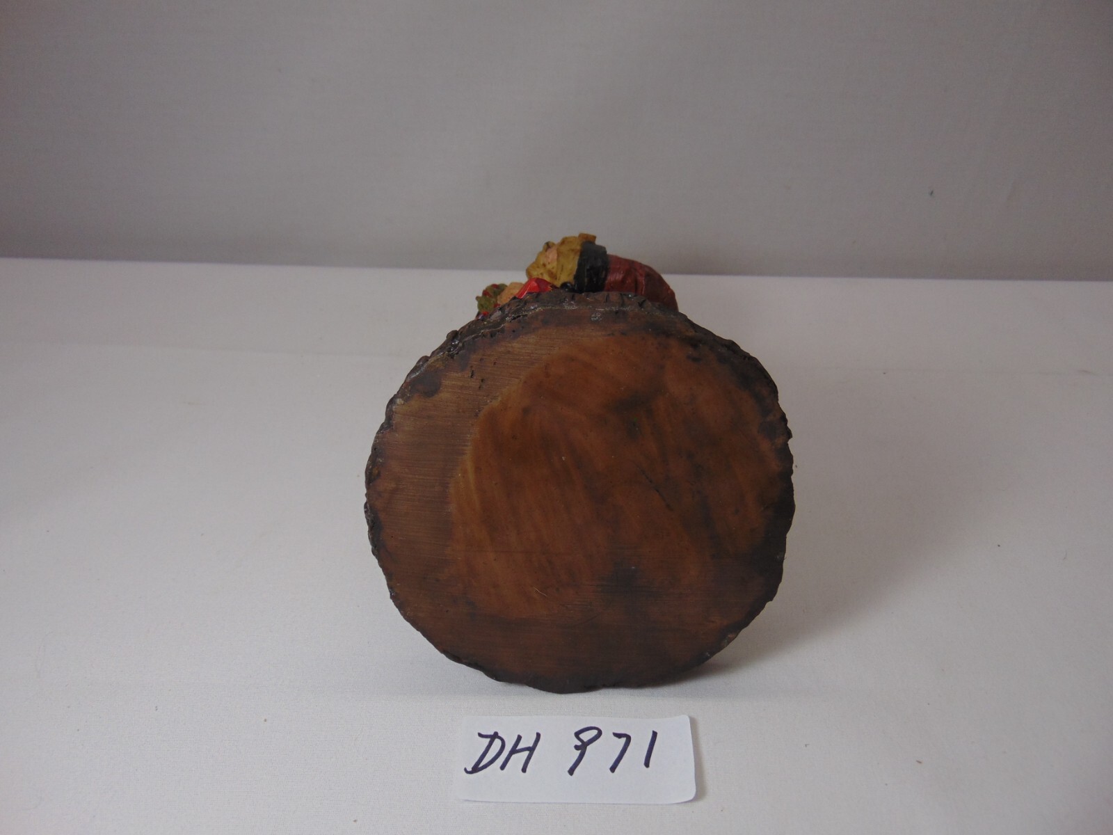 Holiday Collection Old World Santa Figurine Christmas Bazaars Decoration