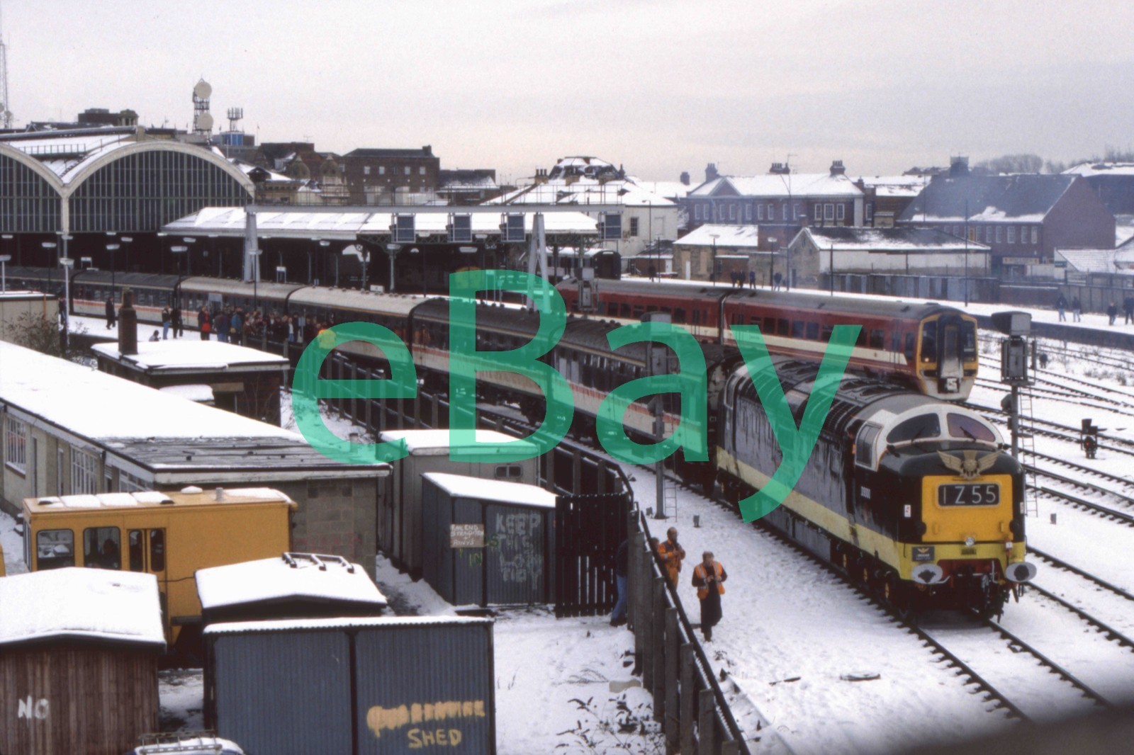 35mm Railway Slide of Class 55 Deltic D9000 @ Hull – Copyright to Buyer