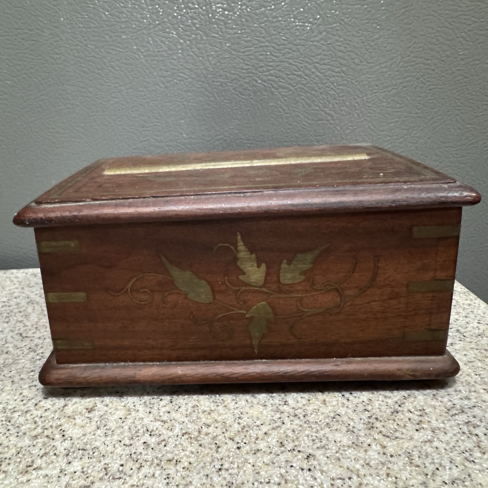 Vtg Wood Brass Inlay Box Cigarette Keeper Storage Hand Made Dovetailed EUC