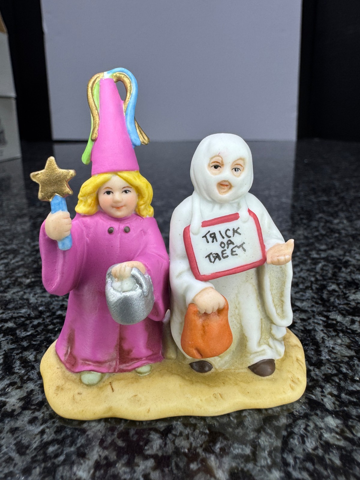 Lefton Colonial Village 11575 Trick or Treat New Old Stock Rare and HTF Box 16
