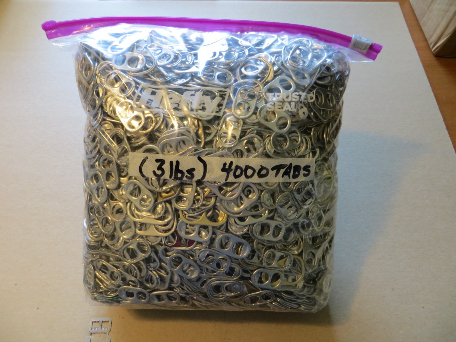 4000+ ALUMINUM POP TOPS, POP TABS, BEER PULL TABS, SODA, CHILI & CAT FOOD CANS!