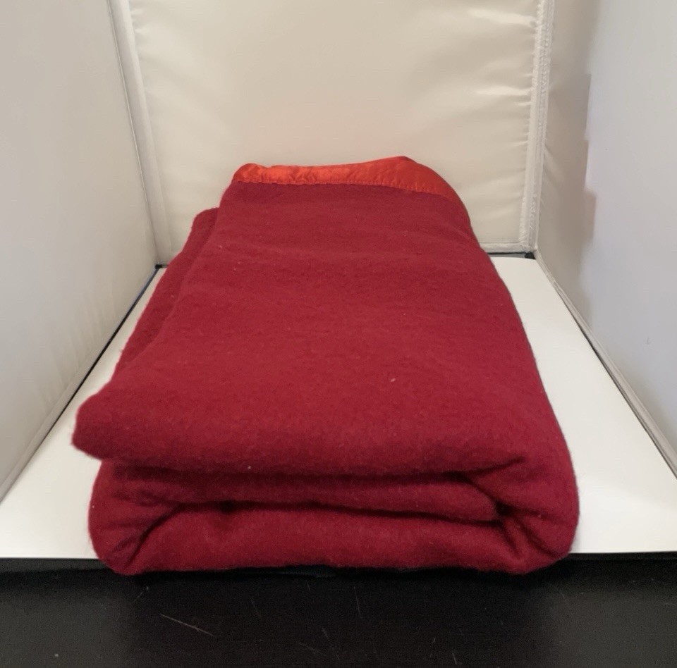 100% Wool El Dorado West Texas Woolen Mills Red Blanket 72”x84” Queen Size