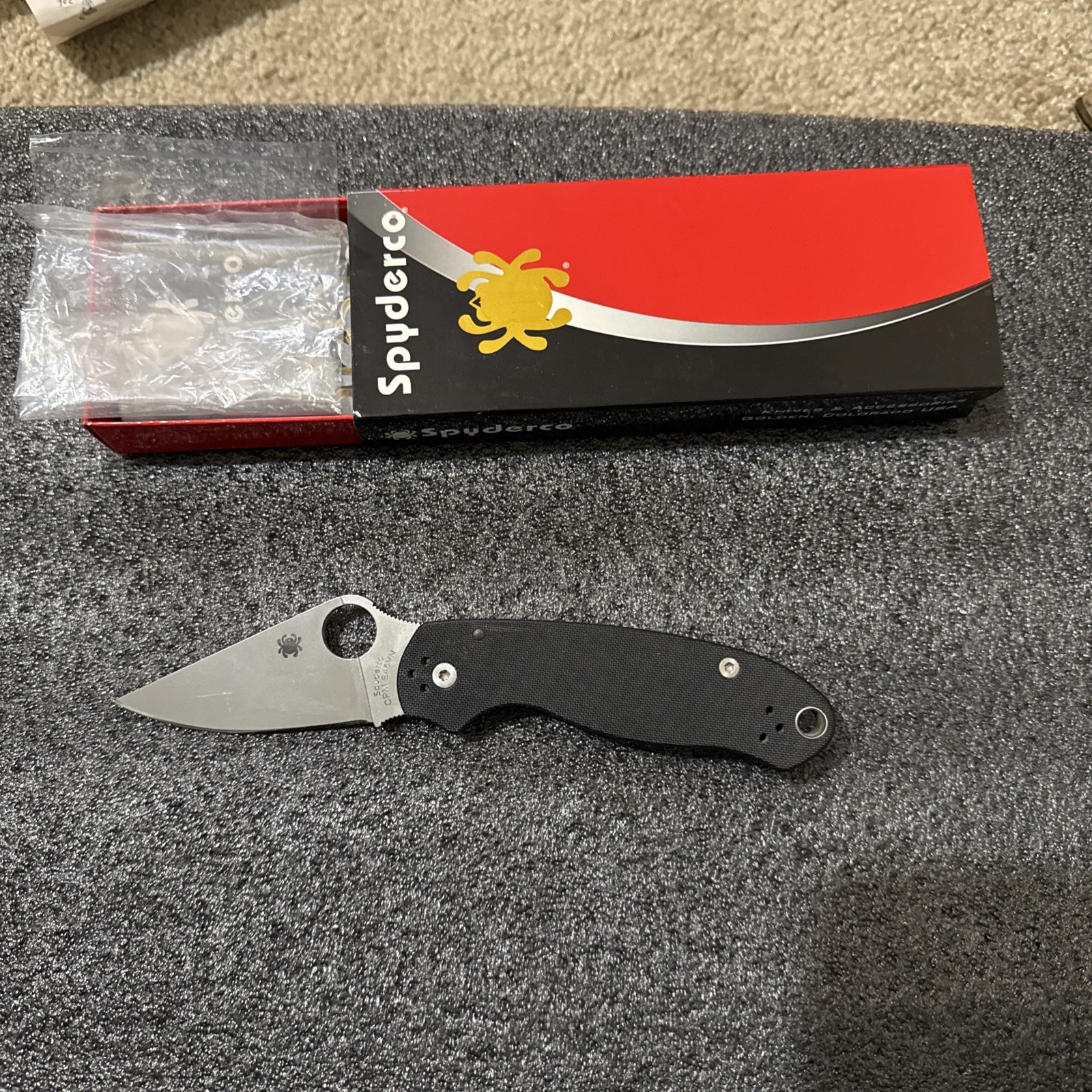 Spyderco Para 3 CPM S45VN Stonewashed Plain Edge Black G10 Paramilitary 3 C223GP