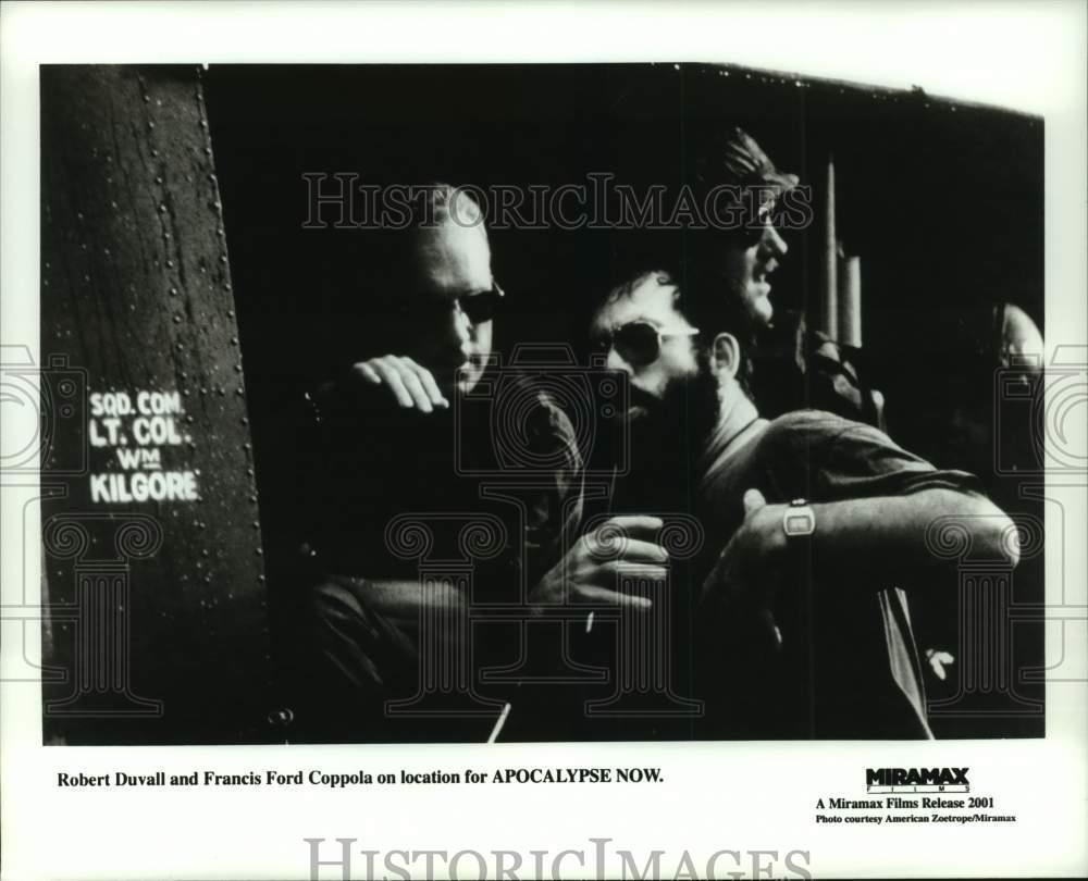 2001 Press Photo Robert Duvall and Francis Ford Coppola in Apocalypse Now