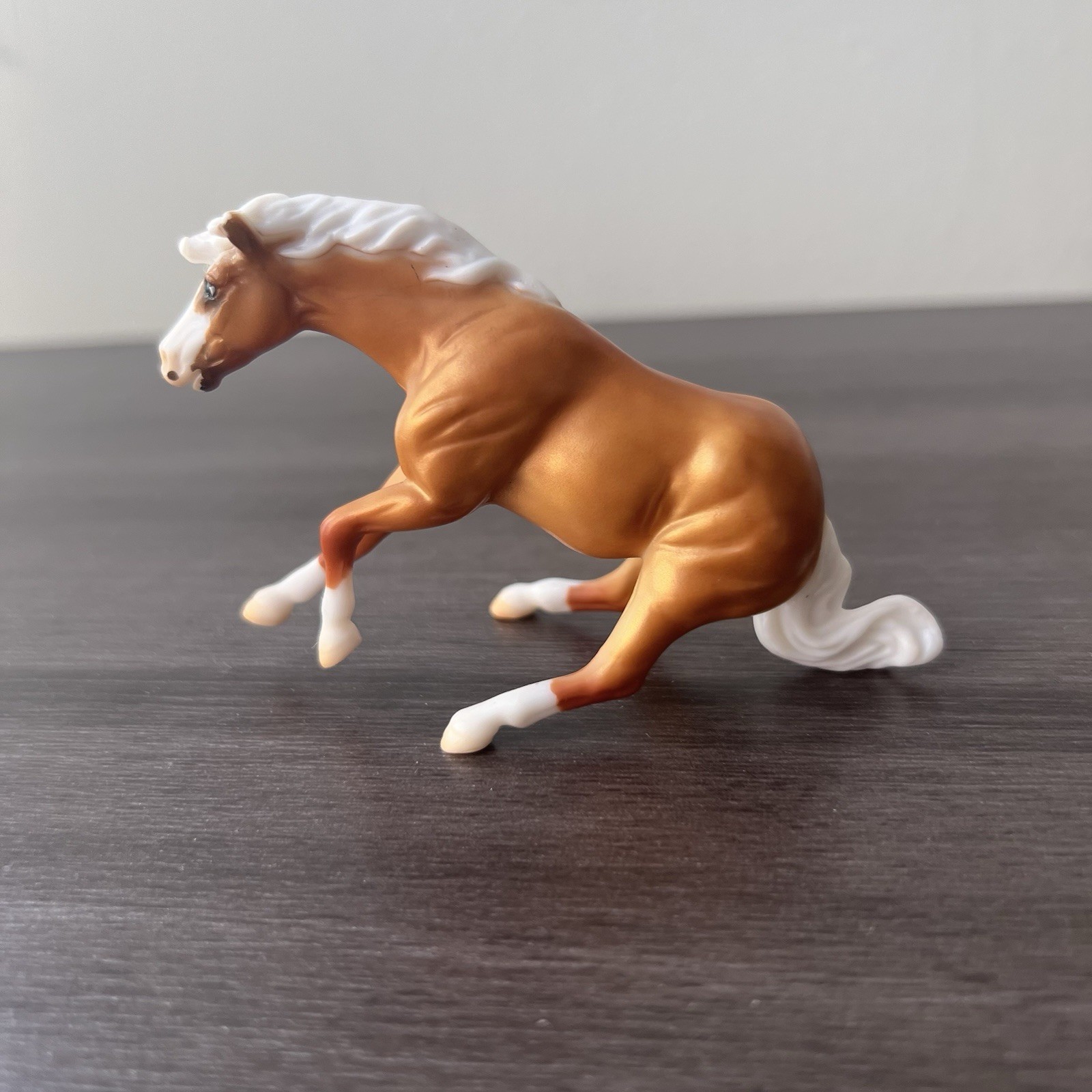 Breyer SMART & SHINEY 30th Anniversary Stablemate BF 2019 Palomino Reiner Mold
