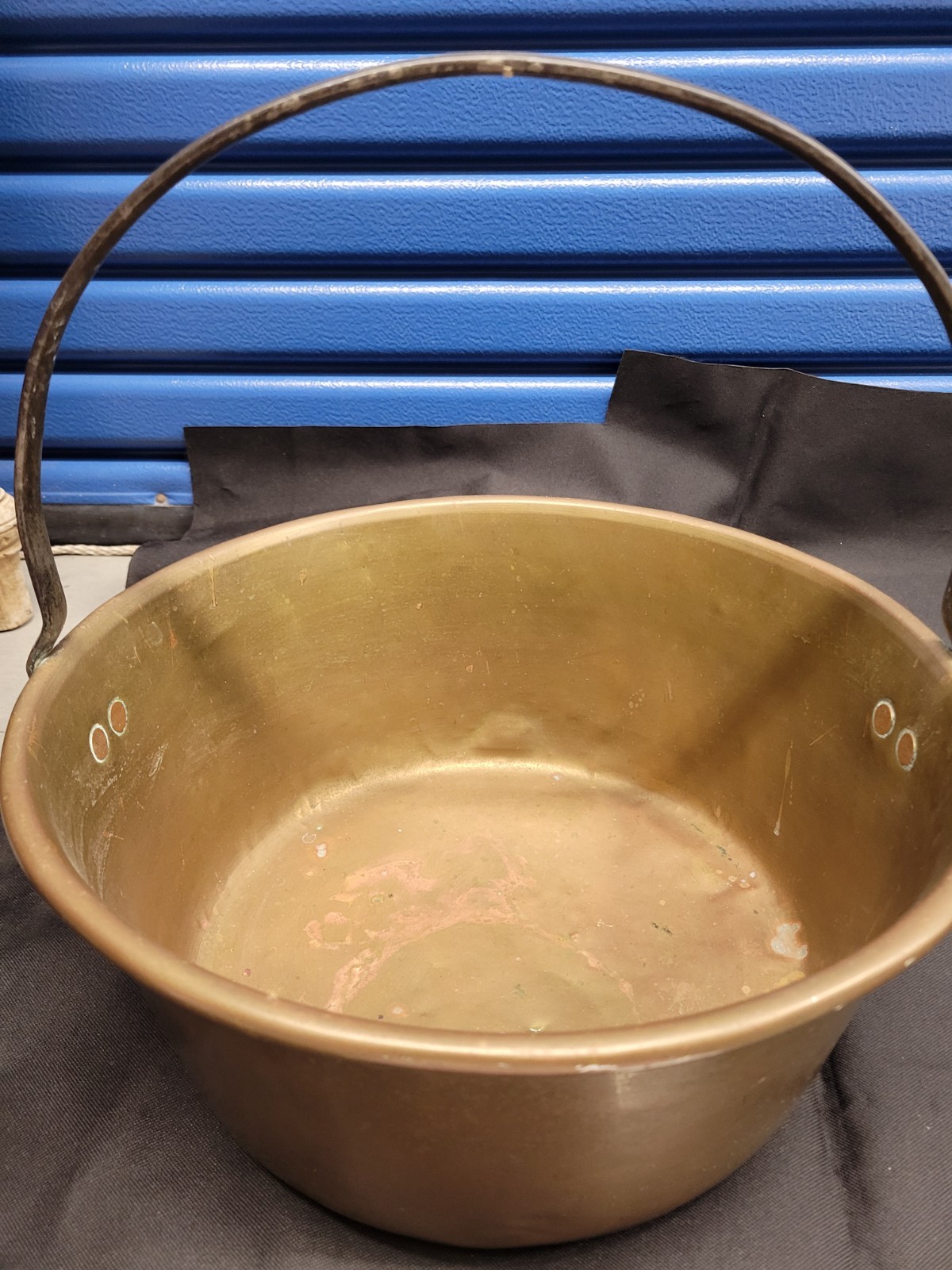 Vintage Brass Copper Pot Couldron Large Hearth Pan with Fixed Handle 14.5″