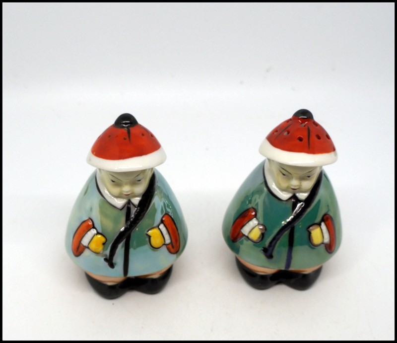 Art Deco Noritake Lusterware Figural Asian Boy Salt Pepper Shaker Set