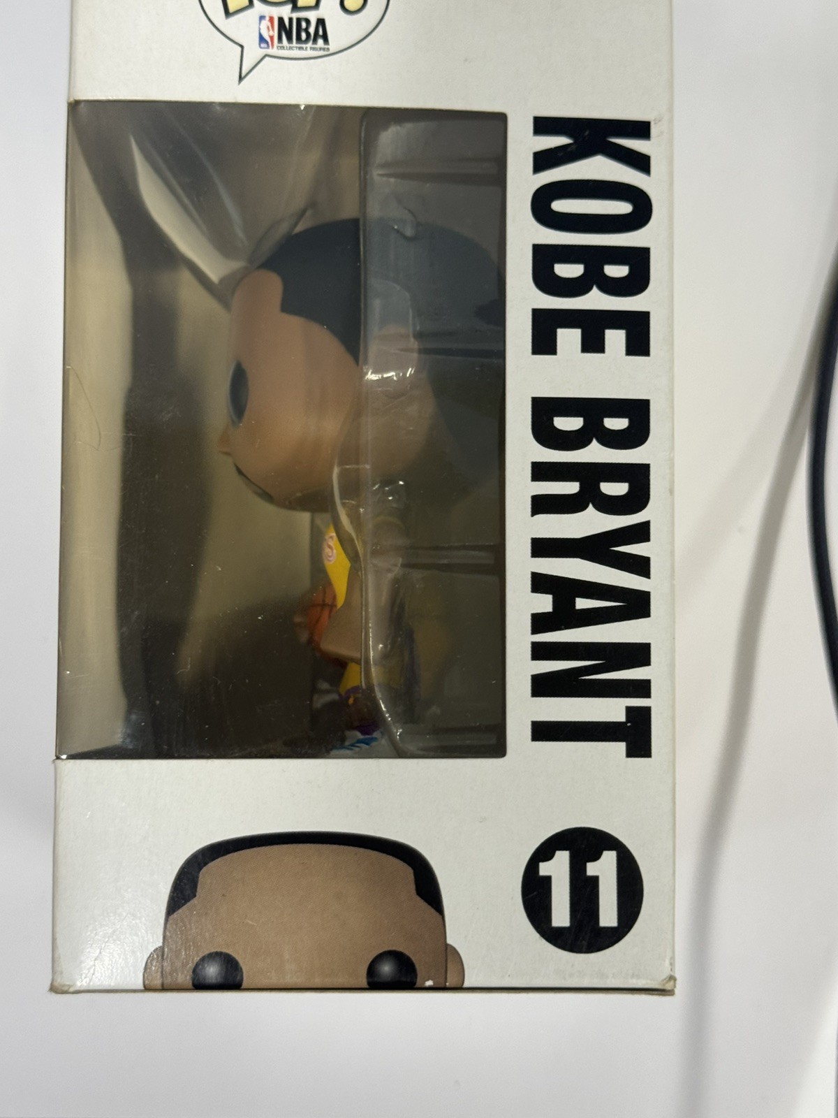 Funko Pop Kobe Bryant #11 Gold Armband #24 2013 Release