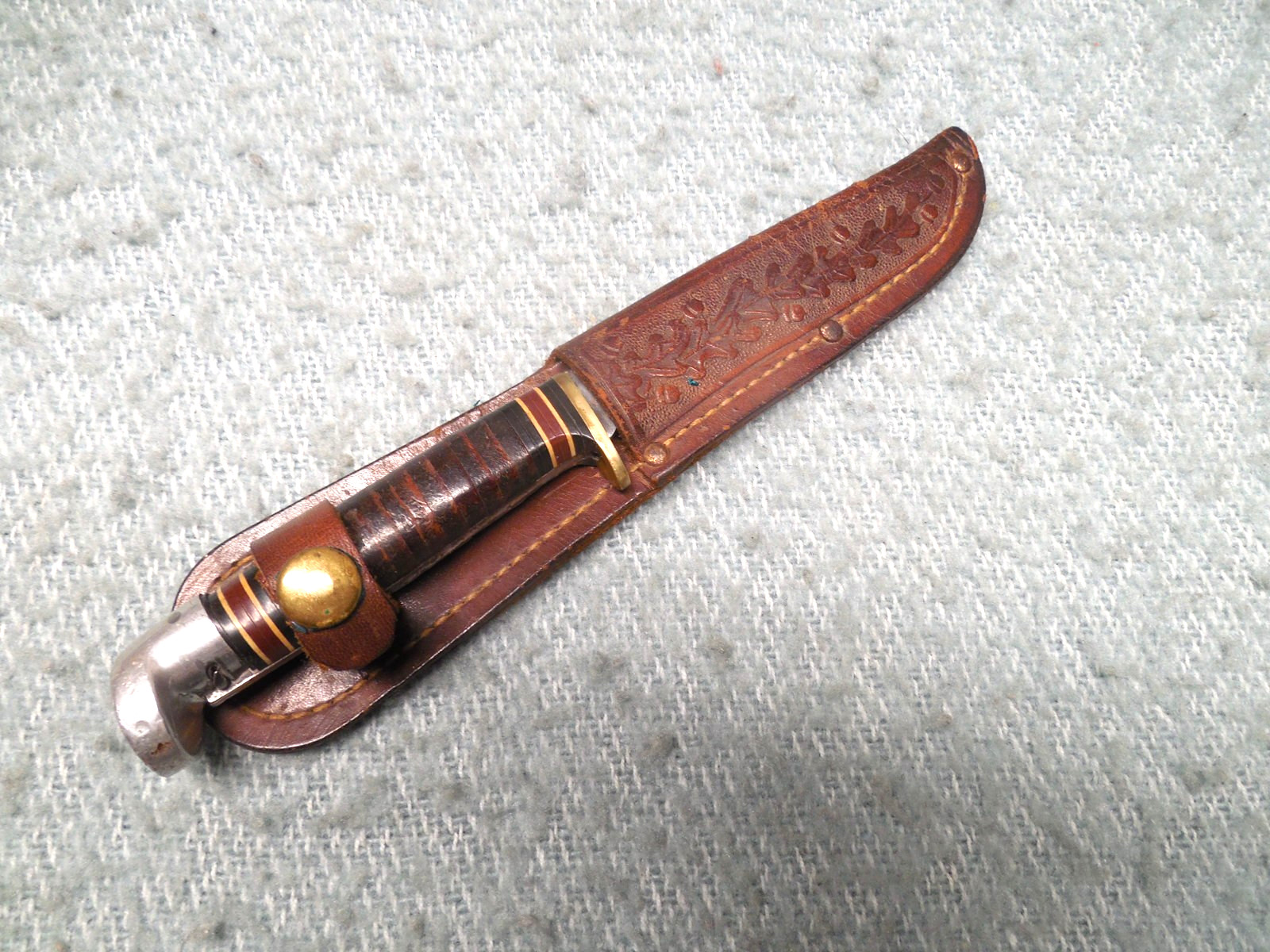 Vintage Western Cutlery Hunting Knife w Sheath 3.5″ Sharp Blade No. L48B