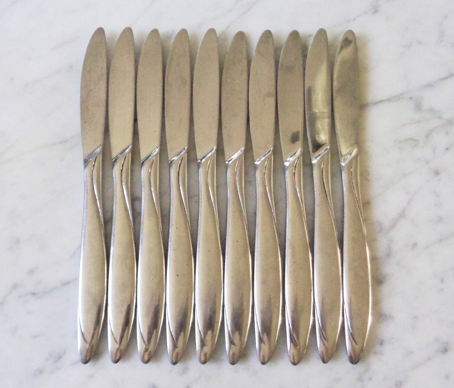Spiral Stegor / Gorham Stainless Steel 8 1/2 inch Set of 11 Dinner Knives
