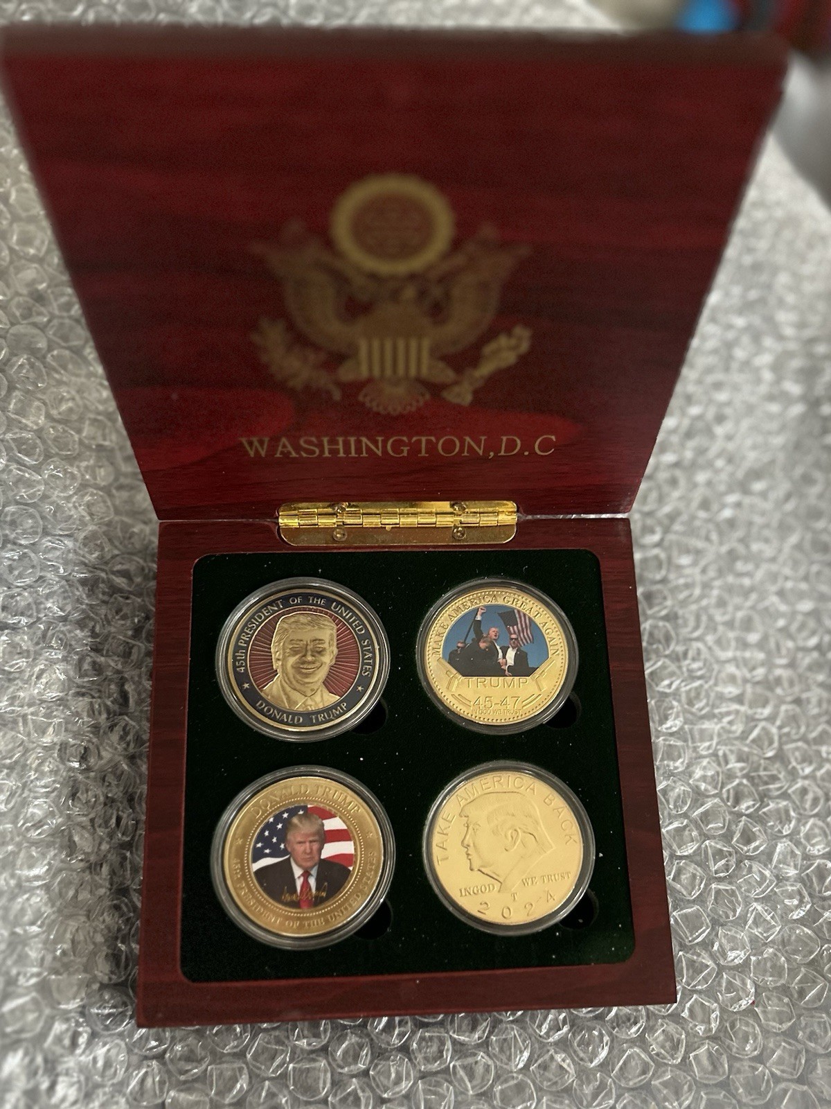 4 TRUMP CHALLENGE COIN GOLD ENAMEL PRESIDENT EAGLE SEAL WOOD BOX REPUBLICAN MAGA