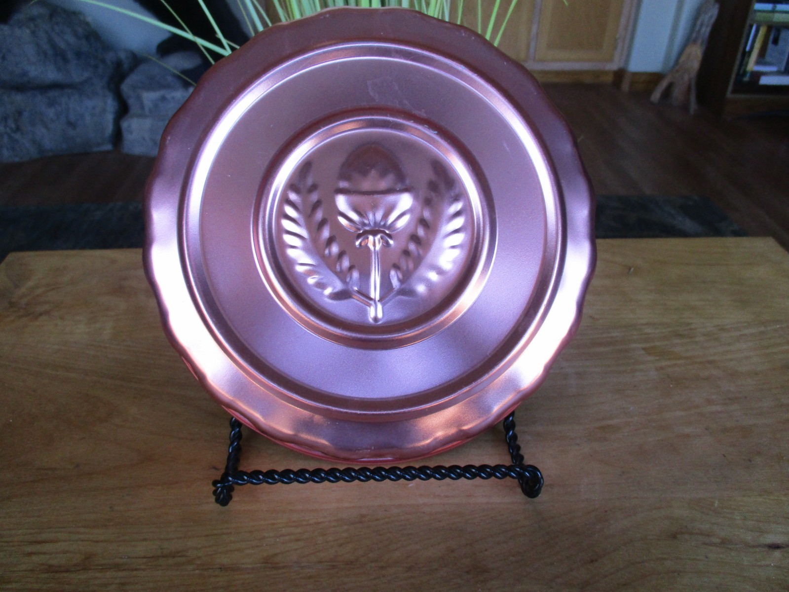 Vintage Copper Jello Mold Acorn Pattern 8” EUC