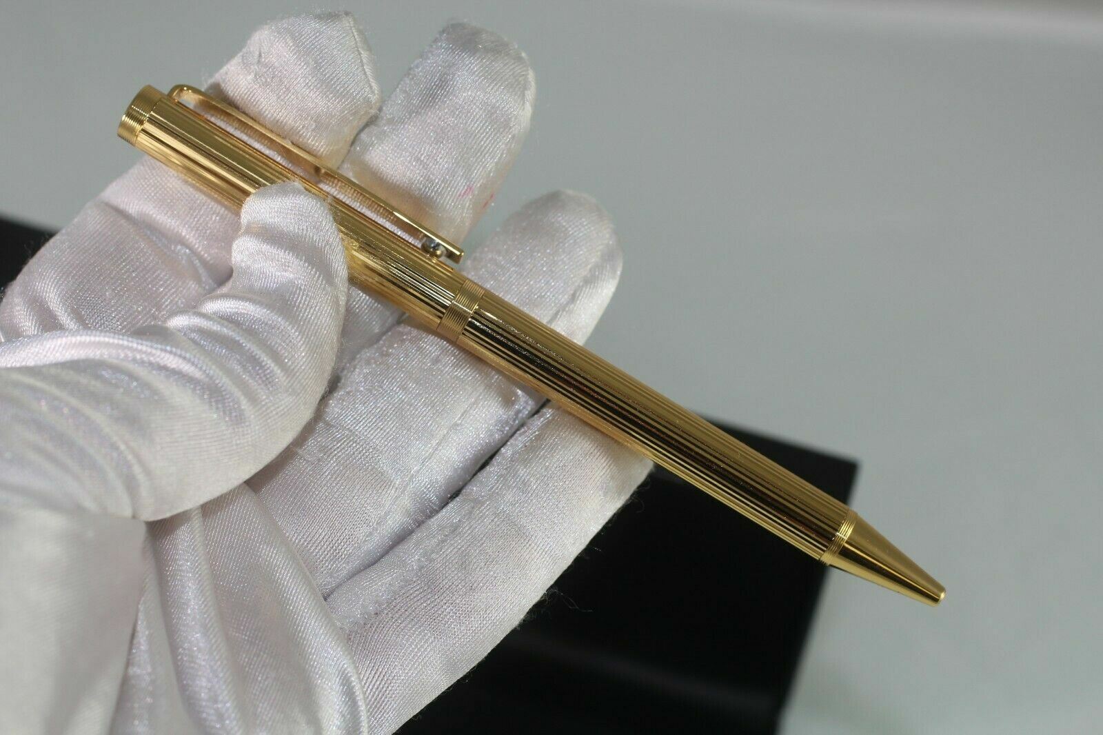 New in Box Authentic Vintage Guy Laroche Pen With Box Gold