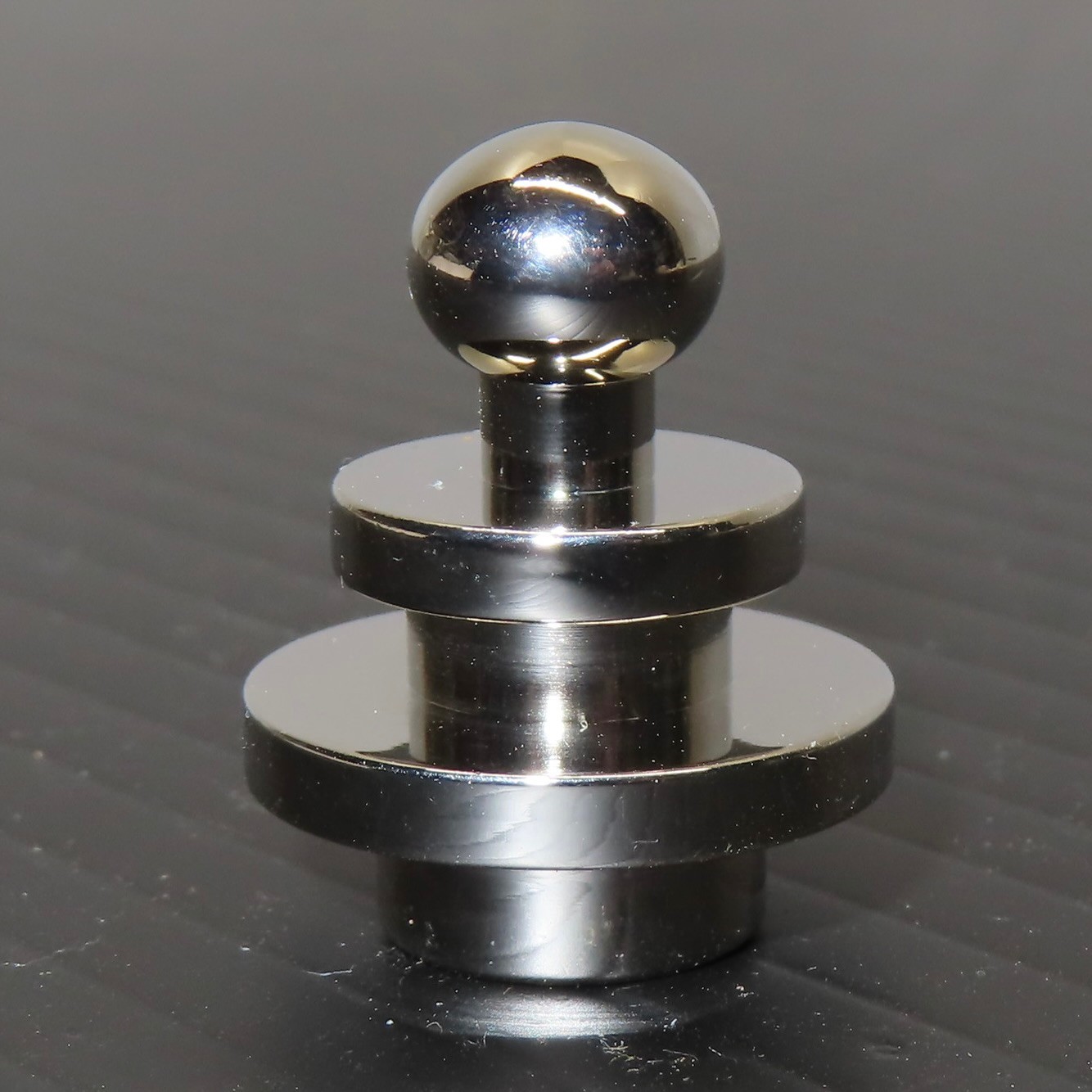 Chrome/Nickel Art Deco Faries Markel Lamp Finial – 1.25” Tall, 1/8ips thread
