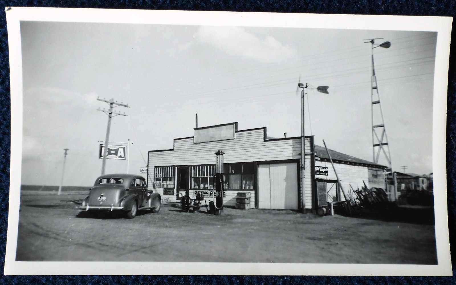 Vtg 1940s PHOTO Snapshot British American Oil Gas Station Visible Gravity Pump
