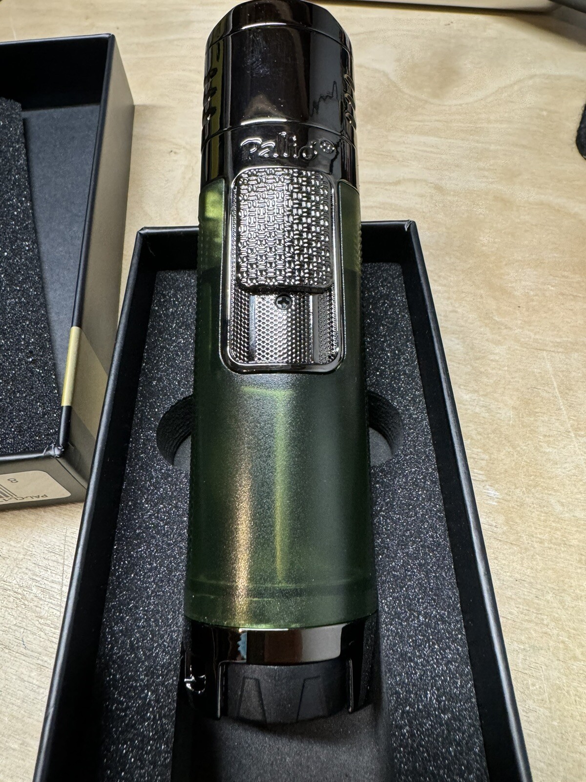 Palio Veneto Quad Jet Torch Lighter – Cigar Rest Cap – Green – New