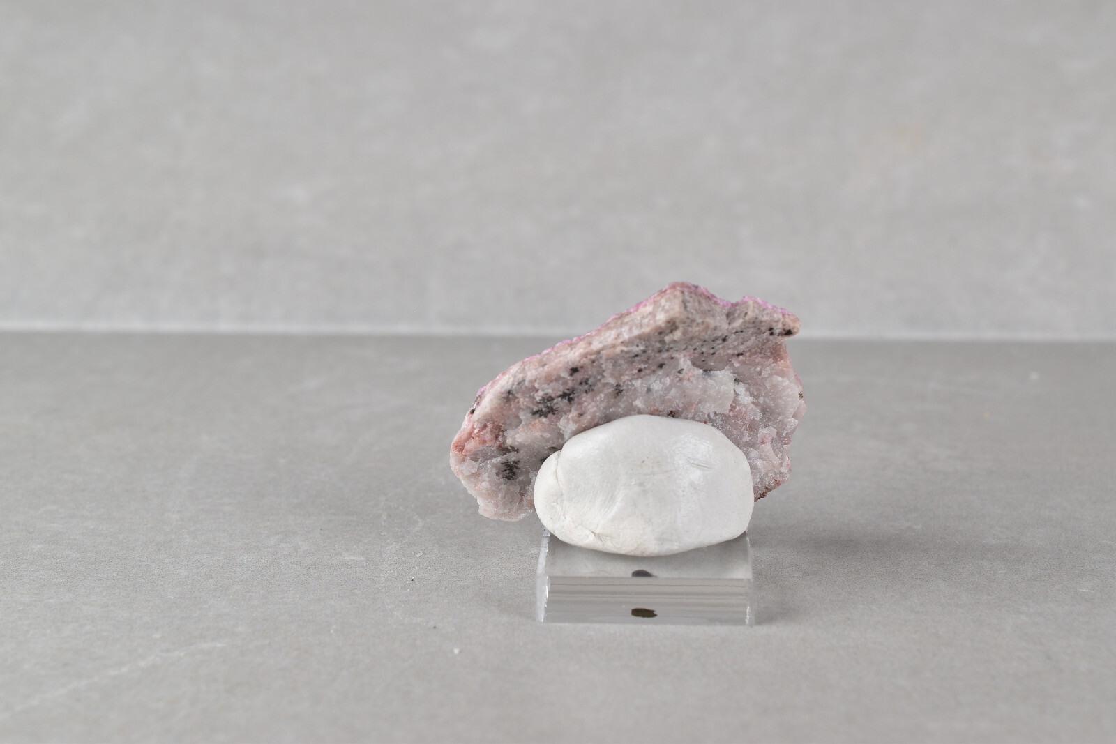 Cobaltoan Calcite / Cobaltoan Dolomite from Congo 4.6 cm # 20703