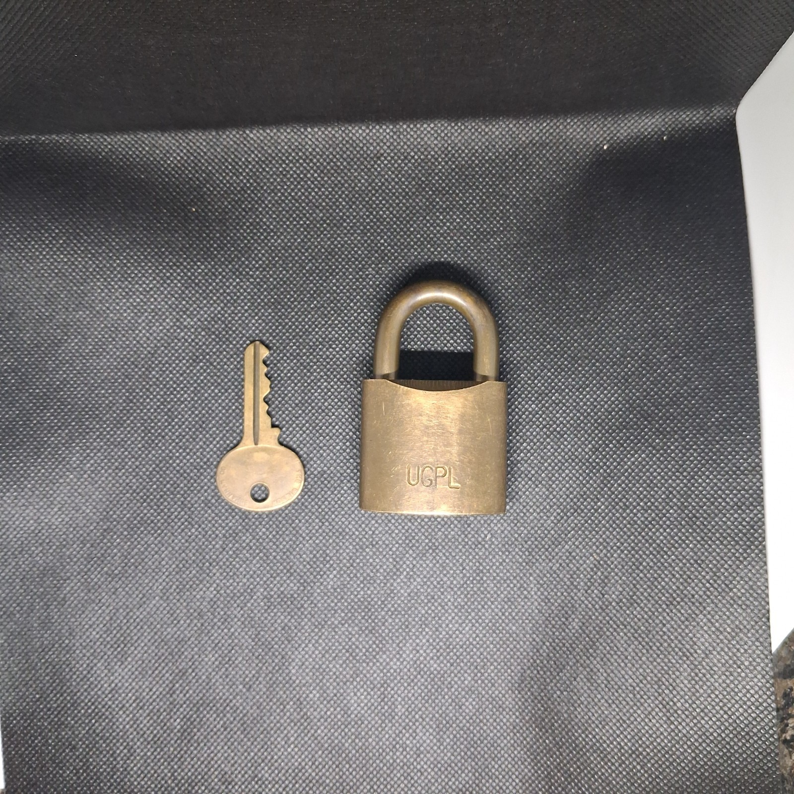 Vintage Wilson Bohannan WB Heavy Duty Solid Brass Padlock Lock with Key
