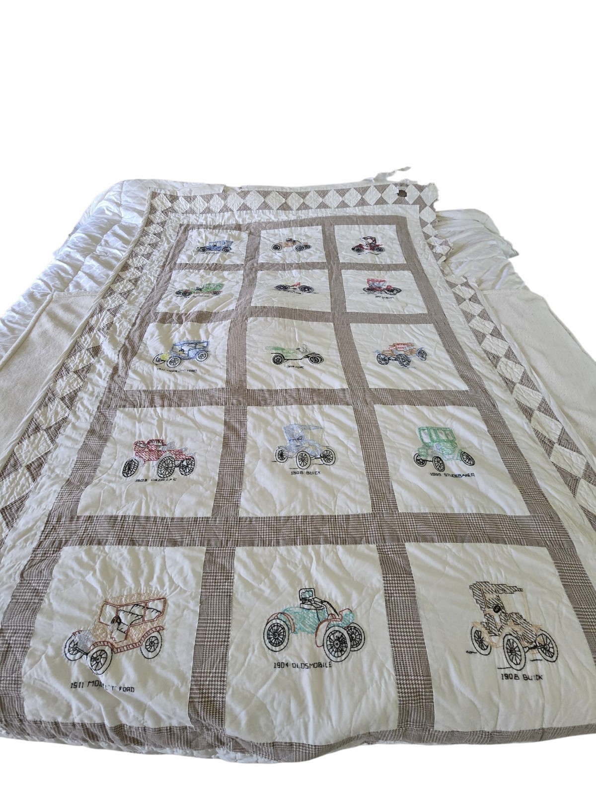Vintage Quilt Hand Crafted Antique Cars Stitched Flaws Cutter Ripped 80×52″
