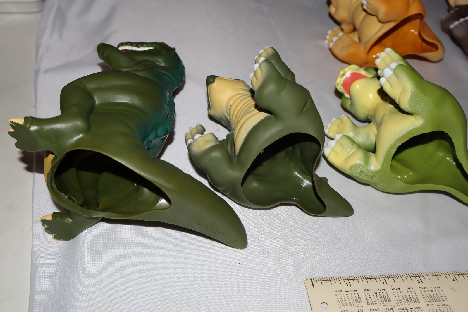 1988 Land Before Time Hand Puppets Complete Set 6 Pizza Hut VTG Dinosaurs toys
