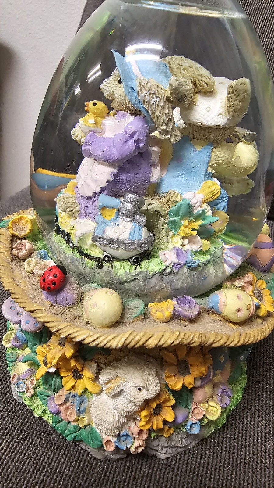 Spring/Easter Globe Musical Parade Peter Cottontail Egg-Shaped Music Snow Globe
