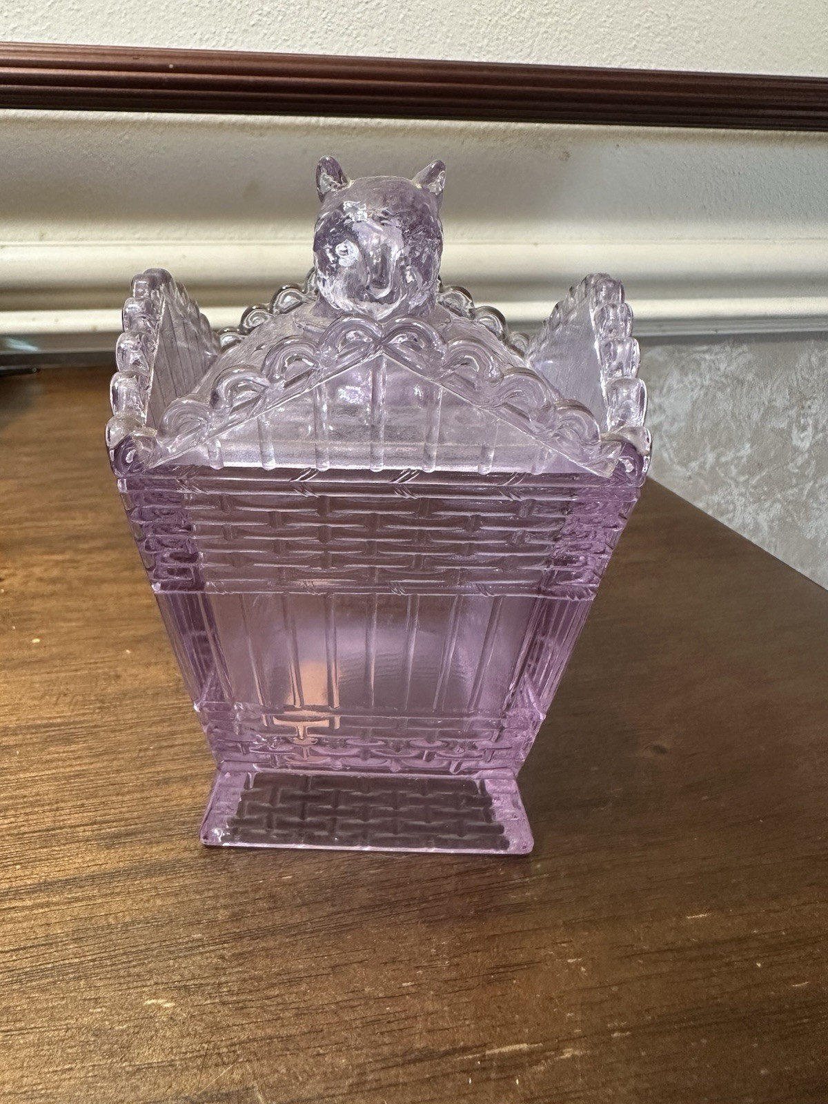 Summit Art Glass CHESSIE CAT ON A HAMPER Covered Dish – Alexandrite