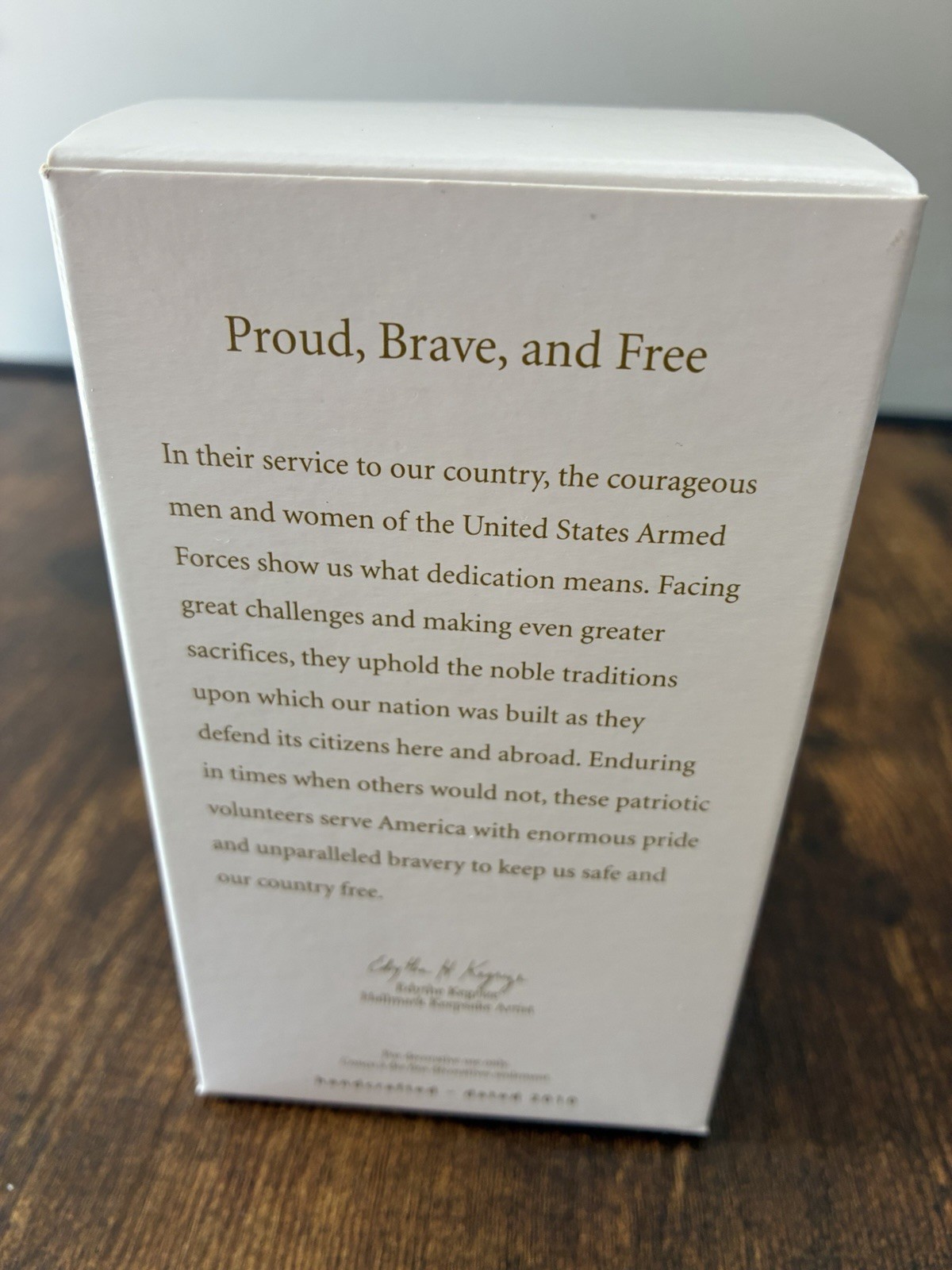2010 Hallmark Keepsake Proud, Brave, And Free Patriotic 3D Christmas Ornament