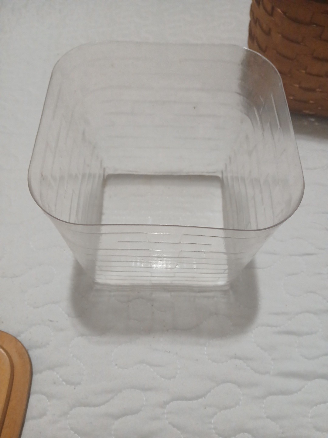 Longaberger 1994 Handwoven Square Tissue Basket with Wood Lid and Plastic Liner