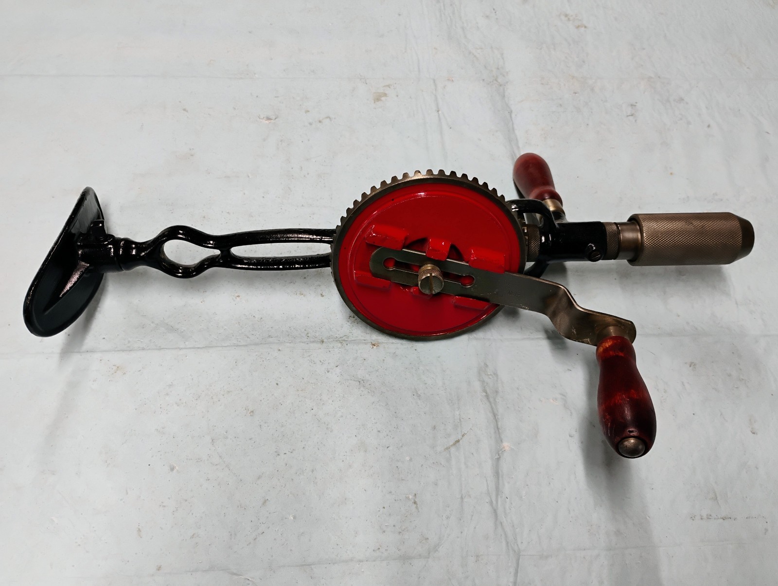 Millers Falls No.12 2 Speed Breast Drill With Level (Inv312)