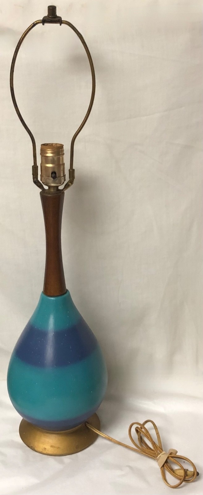 MCM VNTG GENIE CERAMIC & WOOD TABLE LAMP TEAL & PURPLE FADE FINISH GOLDEN BASE