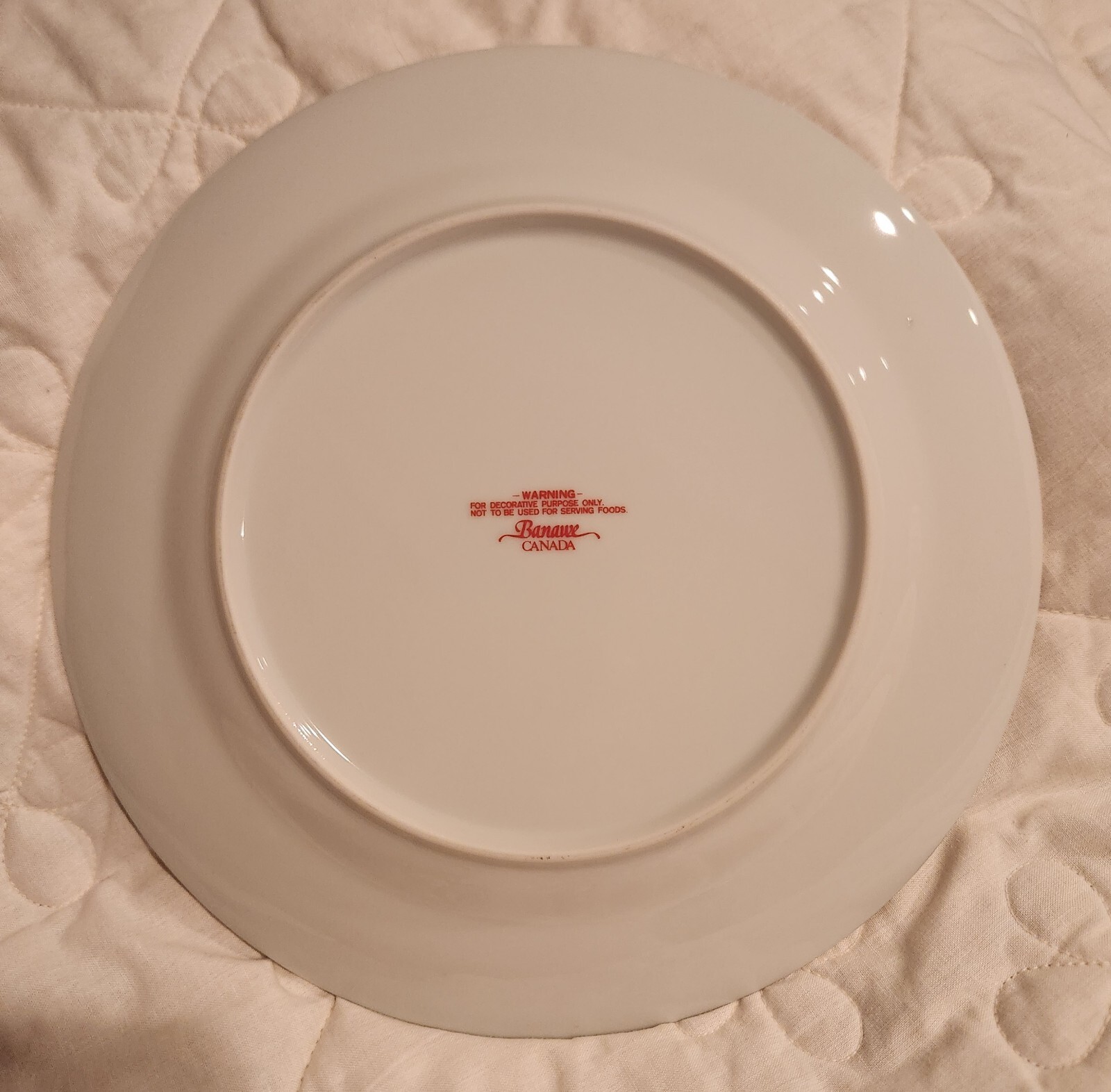 Banawe Canada Coat of Arms White & Navy Blue Decorative Plate 10 3/8″