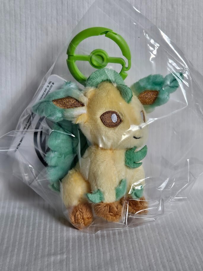 Japan Pokemon Center Leafeon Mascot Plush Key Chain with Carabiner