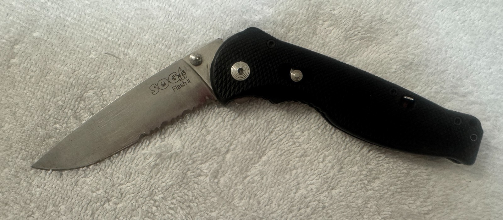SOG FLASH II Tactical Assisted Opening Folding Pocket Knife Window Hammer & Clip