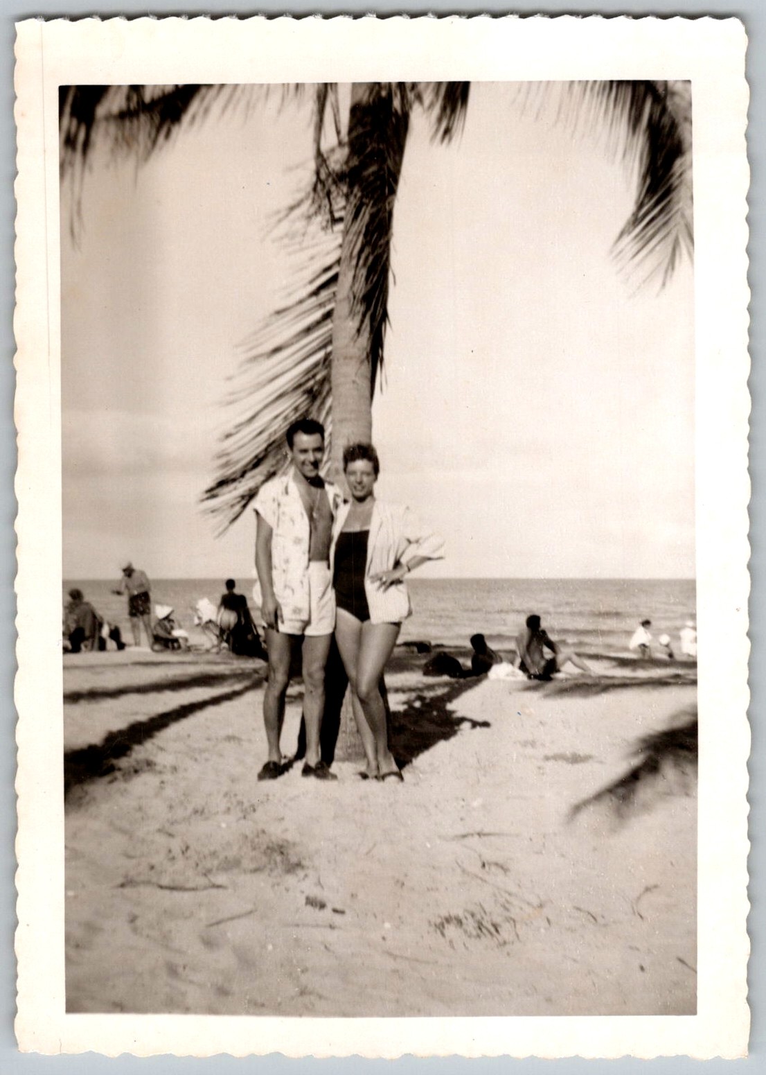 Vtg B&W Snapshot Couple Palm Tree Beach Swimwear Vacation Resort 1940s